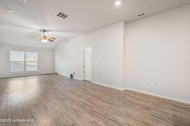 Building Photo - 1626 133rd St