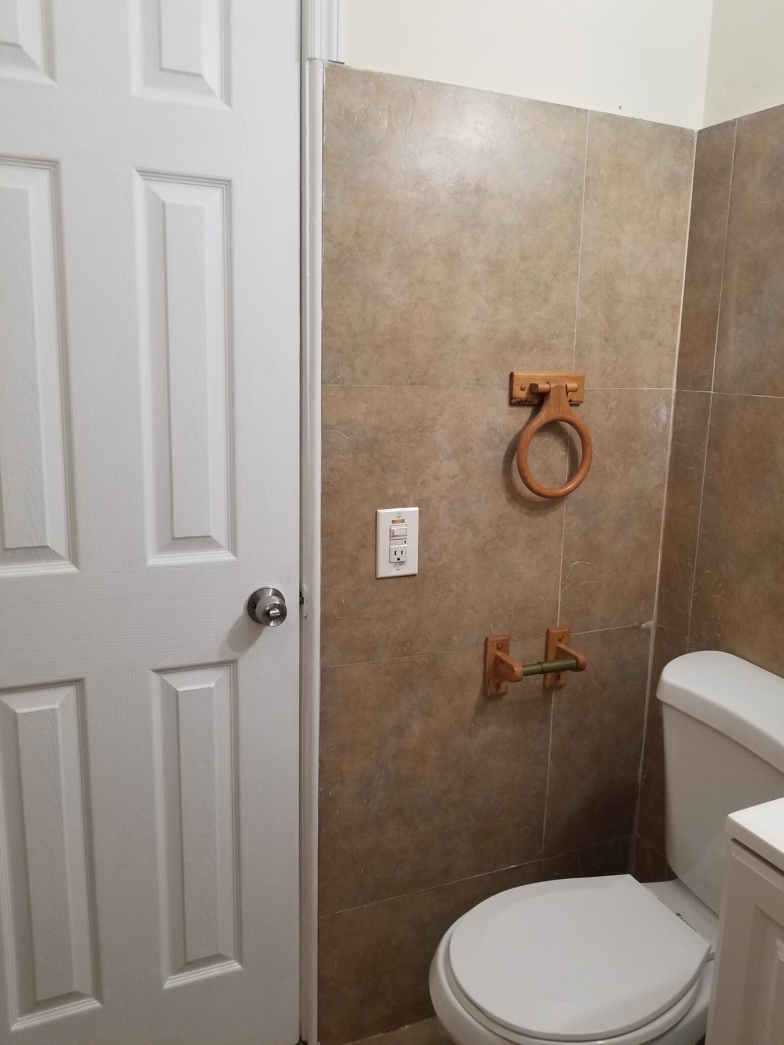 Building Photo - 1085 NW 133rd St