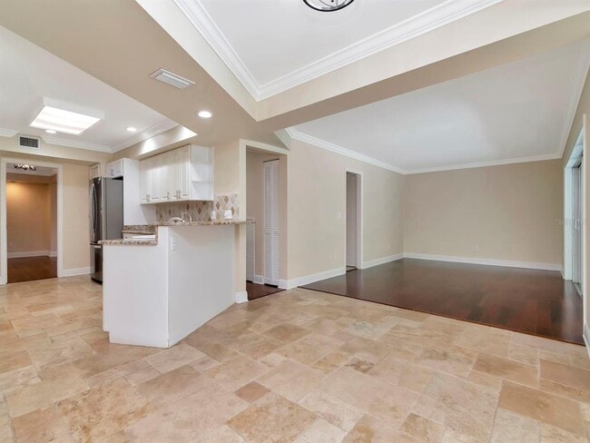 Building Photo - 165 Baltic Cir