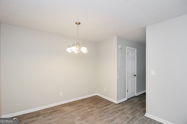 Building Photo - 7985 E Field Dr