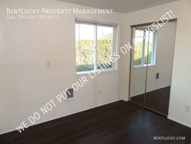Building Photo - 218 3rd Ave SW