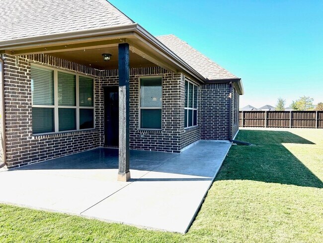 Building Photo - 1400 Via Toscana Ln