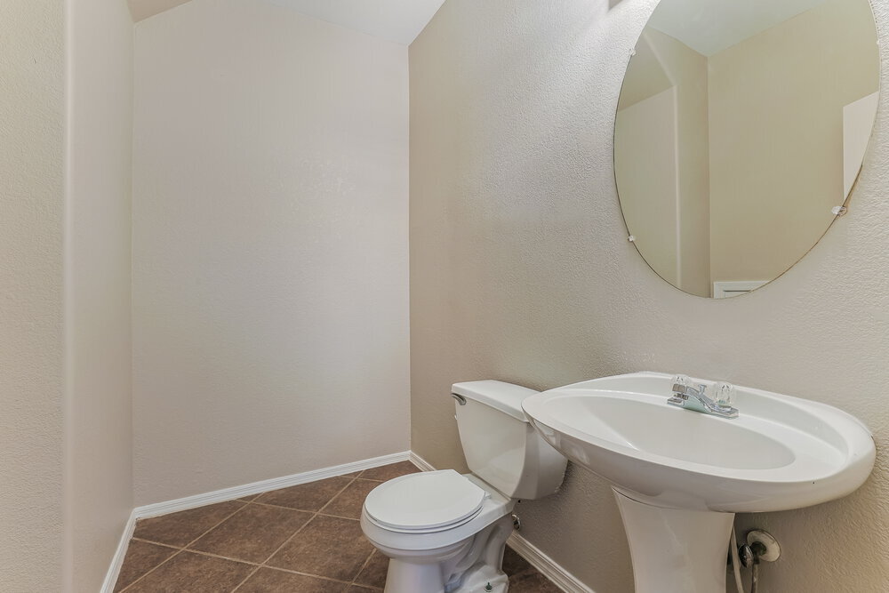 Building Photo - 1190 S Red Rock Ct