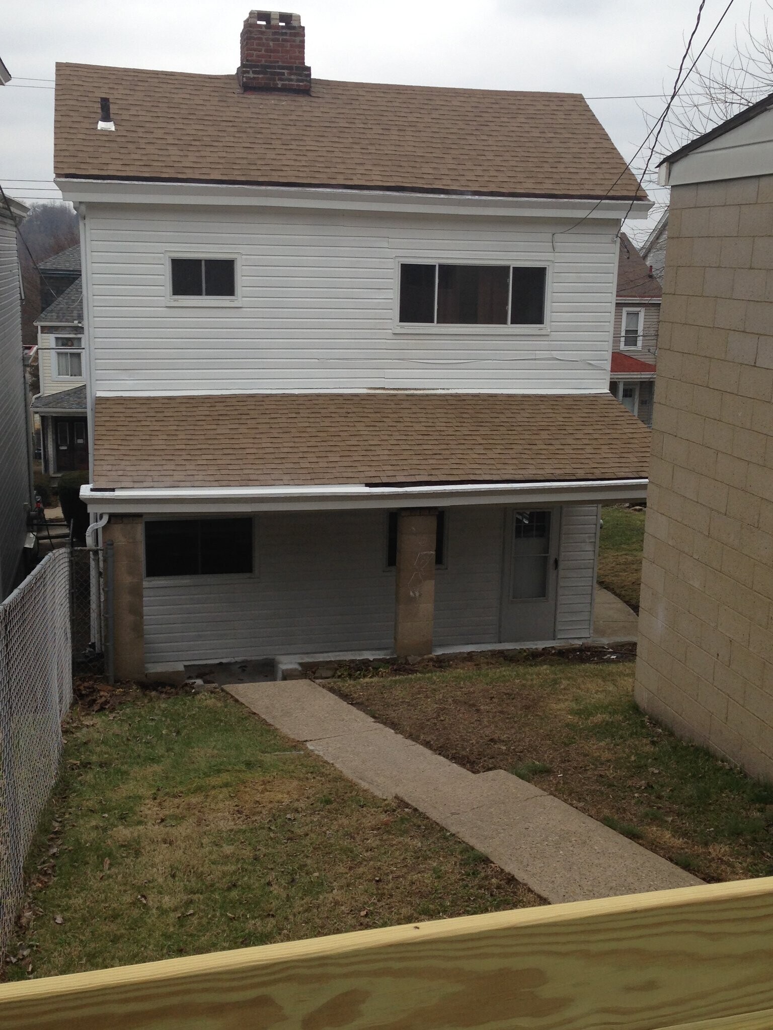 Building Photo - 611 Southern Ave