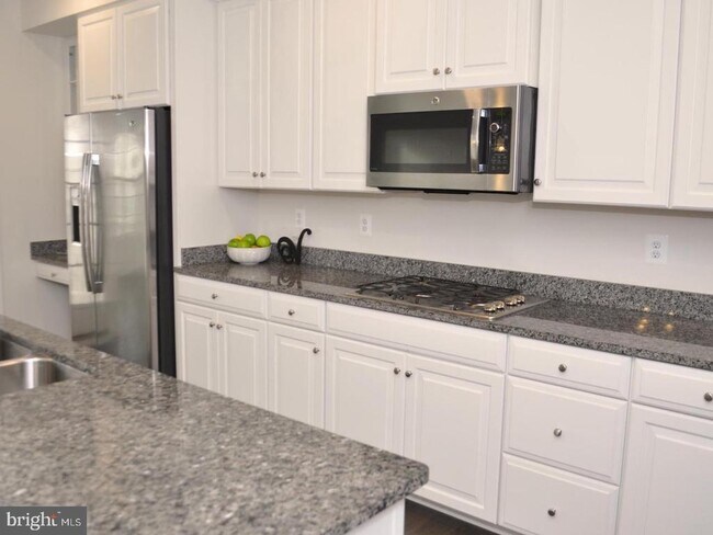 Building Photo - 13605 Rockingham Ln