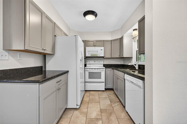 Building Photo - 2716 14th St N