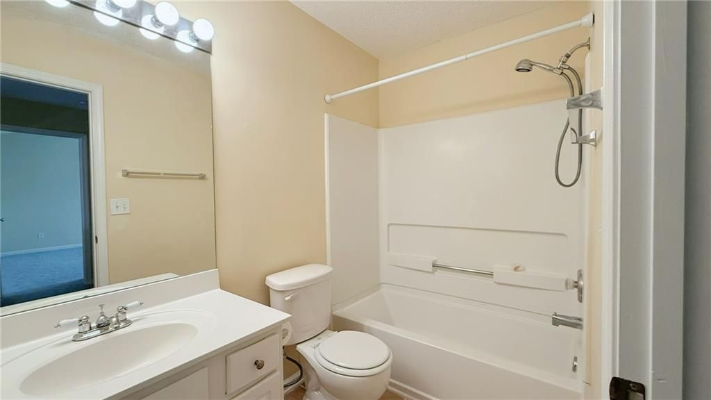 Building Photo - 3592 Gainesway Trace