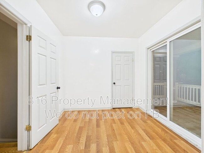 Building Photo - 2710 Park Ave