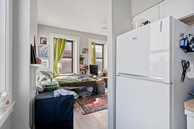 Building Photo - 23 Bedford Square