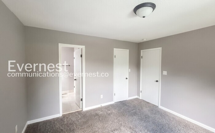 Building Photo - 8025 Marsh Mountain Rd