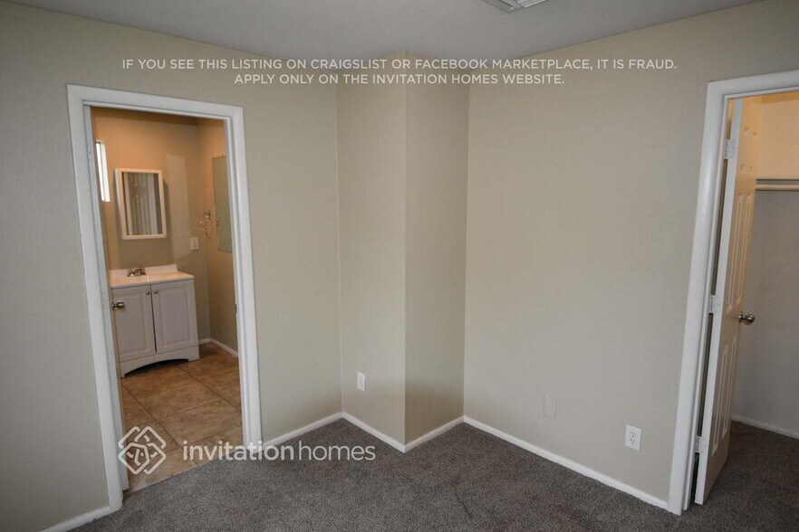 Building Photo - 4126 N Mitchell St