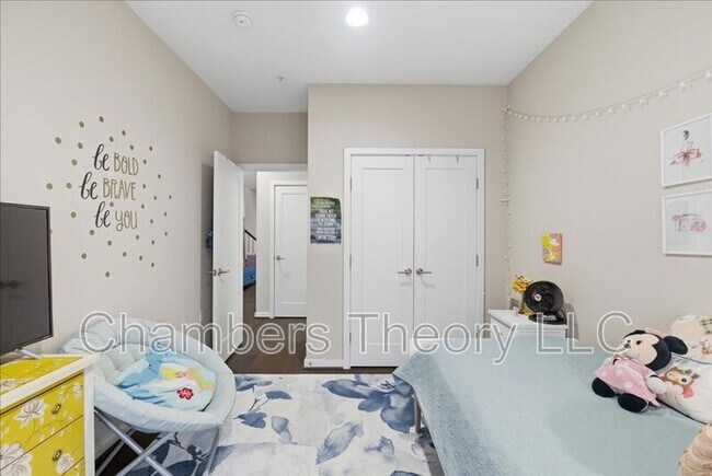 Building Photo - 42392 Soave Dr