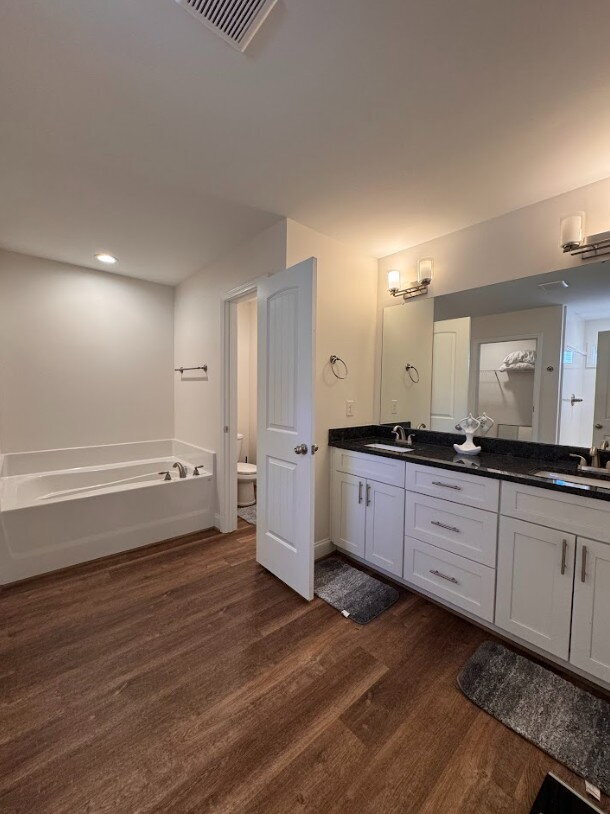 Building Photo - Ask us how to get FREE RENT!