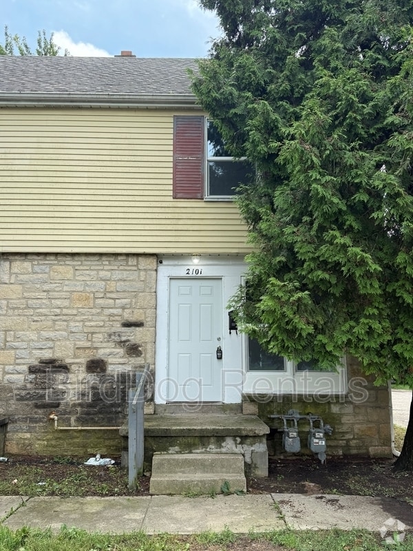 Building Photo - 2099-2101 West Mound Street - 2101