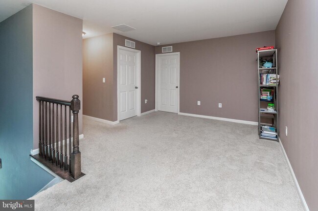 Building Photo - 27 Braeburn Dr