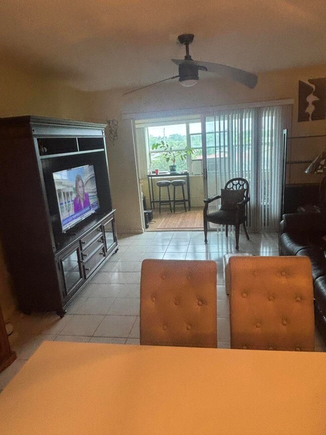 Building Photo - 6670 Royal Palm Blvd
