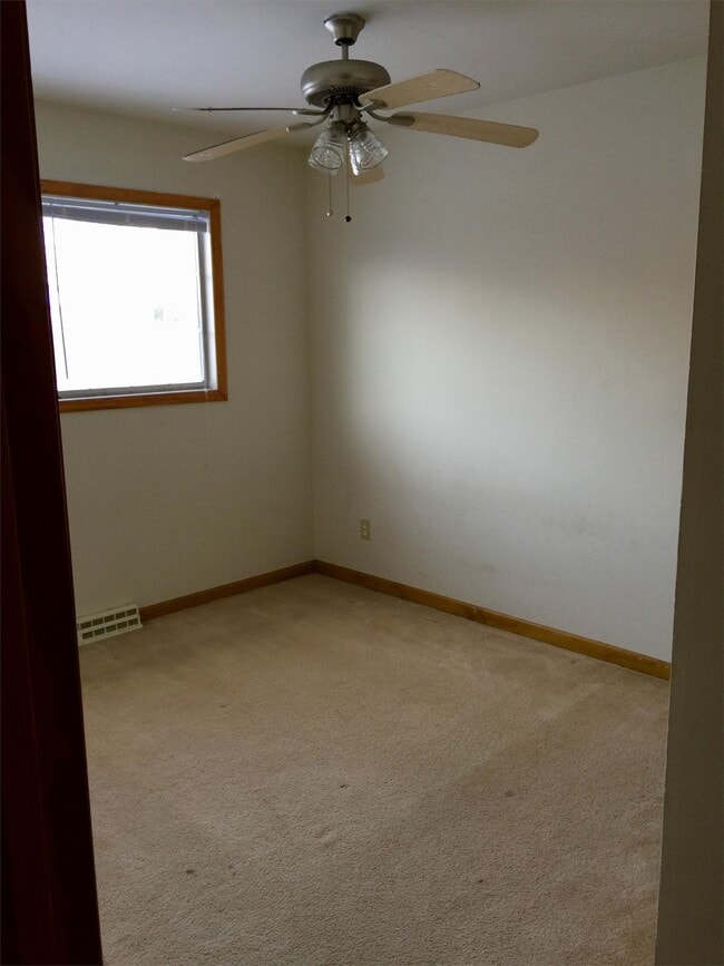 Building Photo - 301 Terrace Way