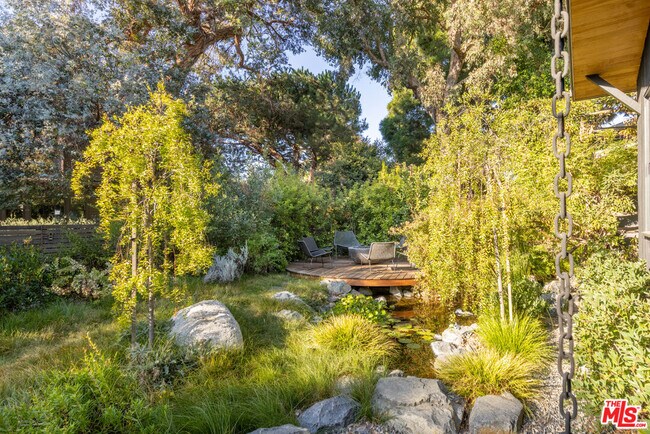 Building Photo - 746 Marco Pl