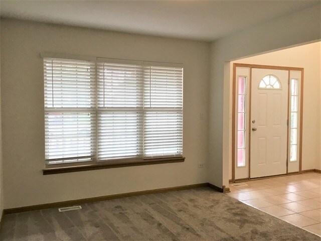 Building Photo - 16200 Carlow Cir