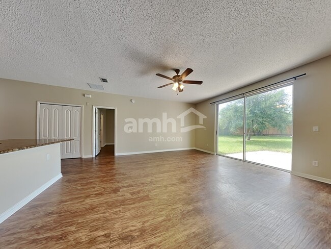 Building Photo - 3634 Meadowgreen Ln