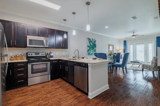 Building Photo - Yes, It Has That Feel