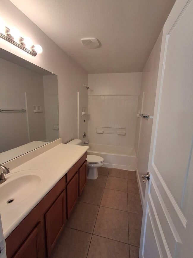 Building Photo - 1280 E Saddle Way