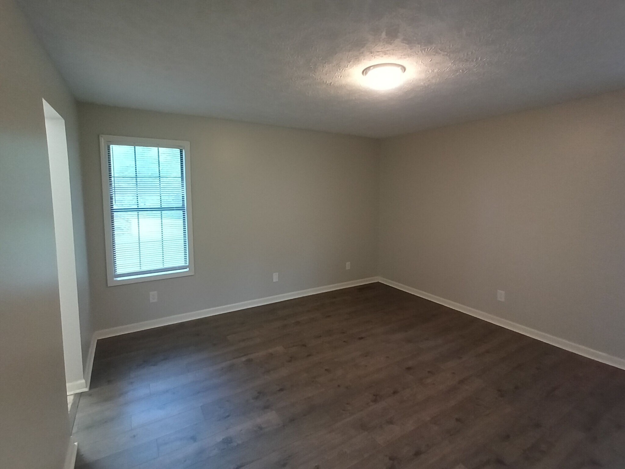 Building Photo - 55 Clement Dr