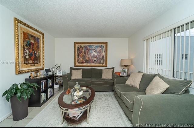 Building Photo - 185 Normandy Ln
