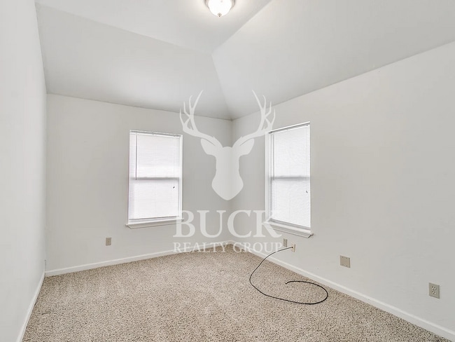 Building Photo - 1201 Stansell Dr