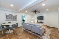 Building Photo - 61 Bright St