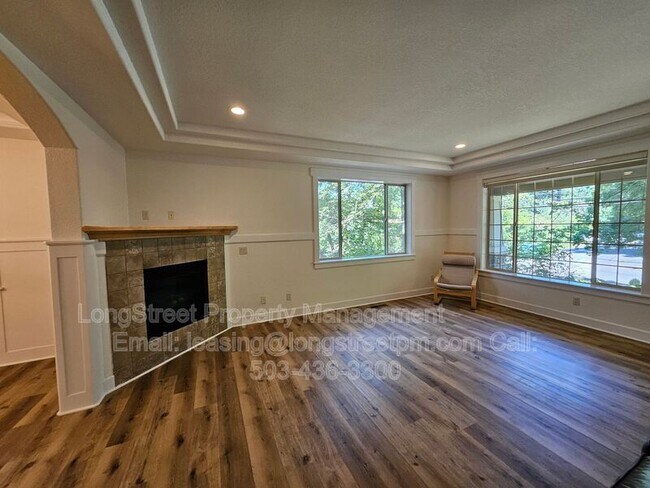 Building Photo - 11819 SW 60th Ave