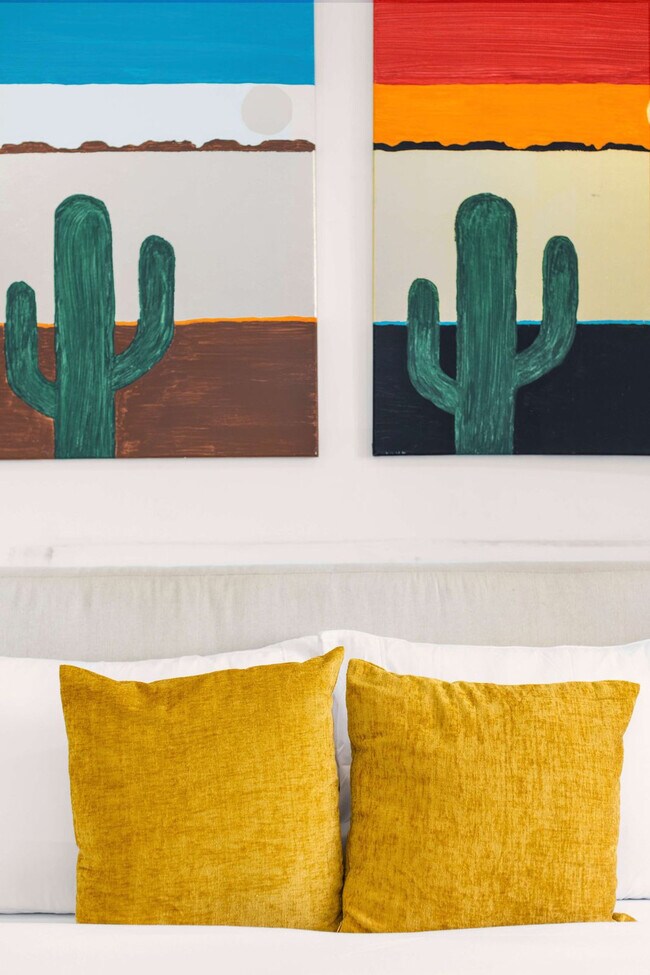 Building Photo - 15 St Marks Pl