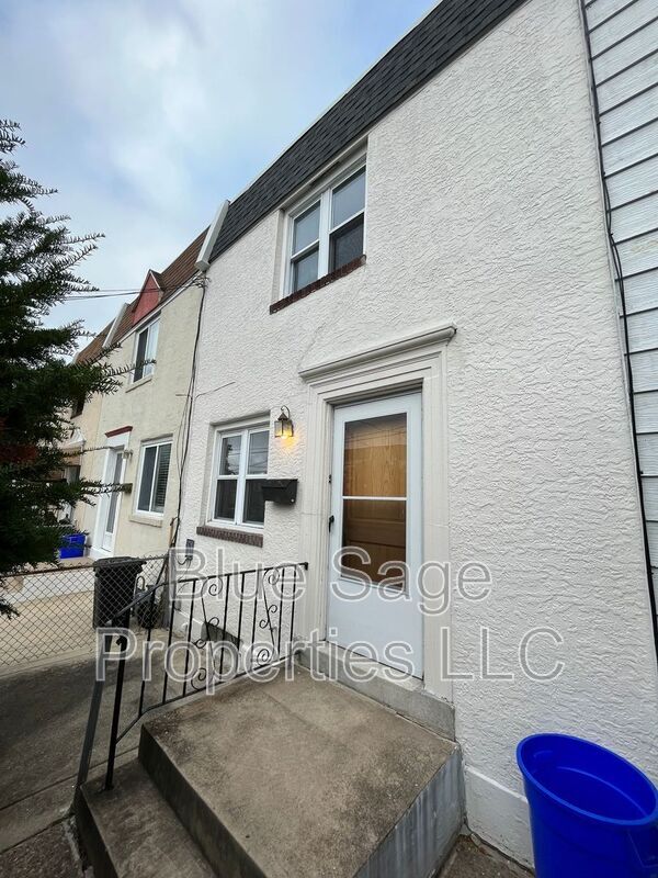 Primary Photo - 25 Windsor Ln