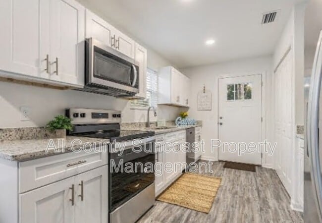 Building Photo - 550 Mississippi St