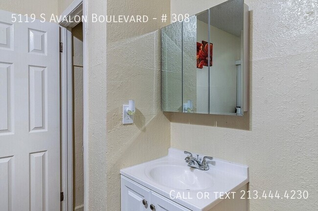 Building Photo - 5119 S Avalon Blvd