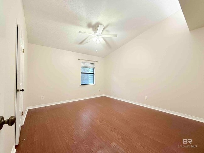 Building Photo - 36 Summer Oaks Dr