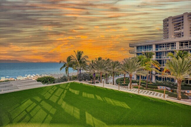 Building Photo - 6801 Collins Ave