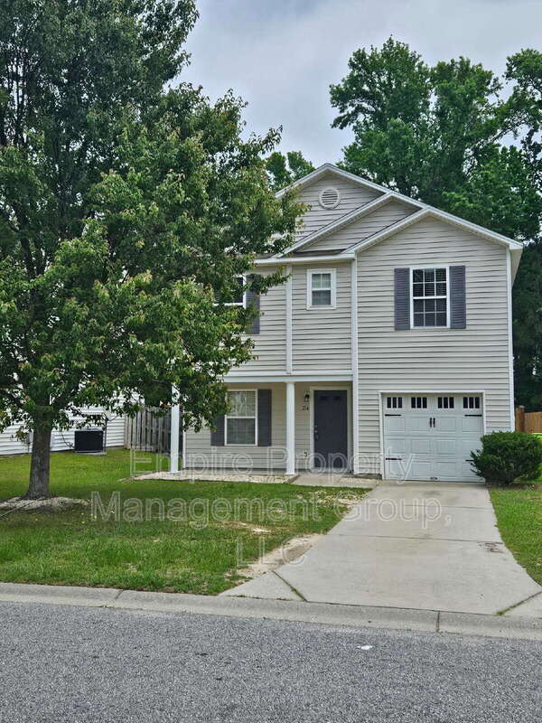 Building Photo - 216 Sunday Silence Ln