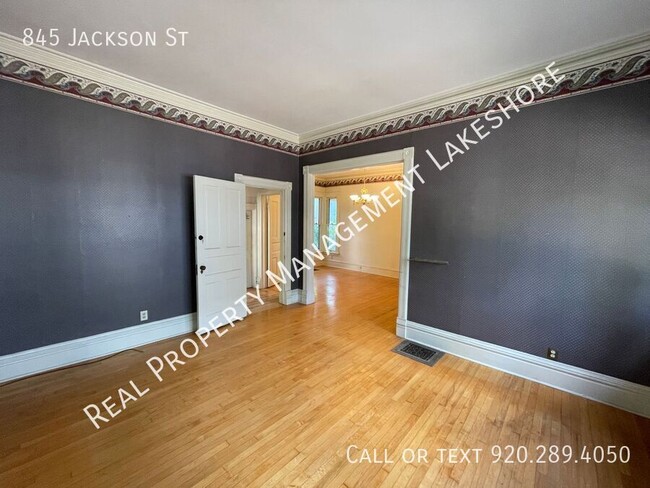 Building Photo - 845 Jackson St