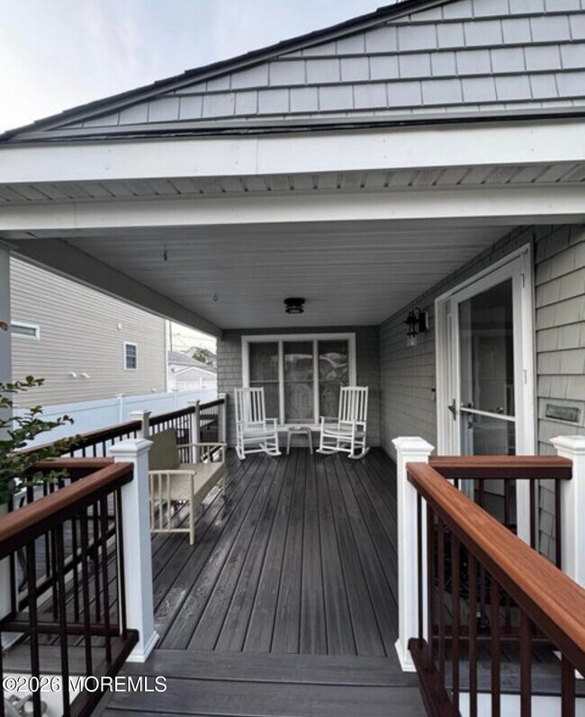 Building Photo - 106 Surf Dr