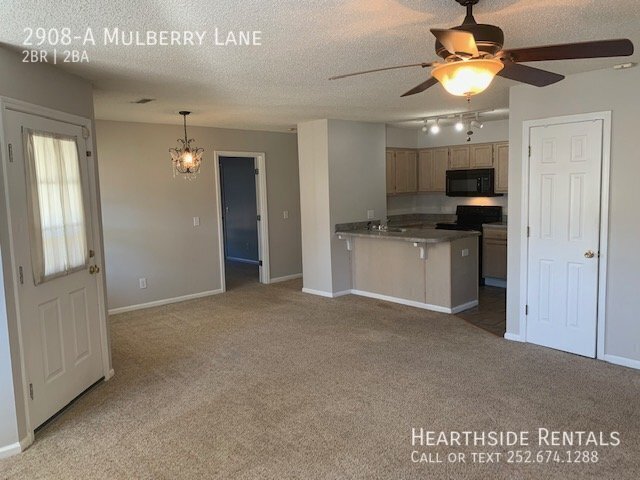 Building Photo - 2908 Mulberry Ln