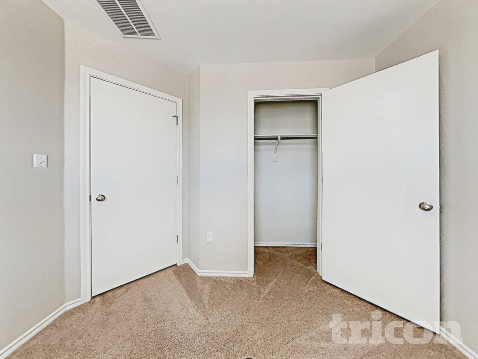 Building Photo - 15102 Verela Dr