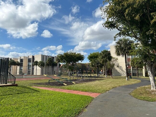 Building Photo - 9401 SW 4th St