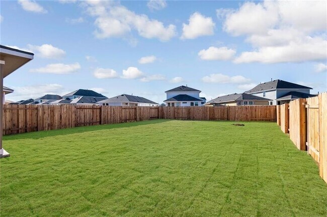 Building Photo - 209 Winding Hollow Ln