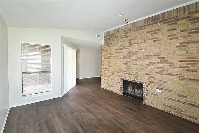 Building Photo - 6622 S Creek Dr