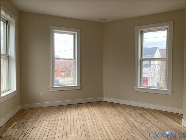 Building Photo - 618 N 25th St