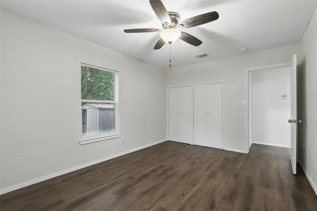 Building Photo - 9337 Heron Dr