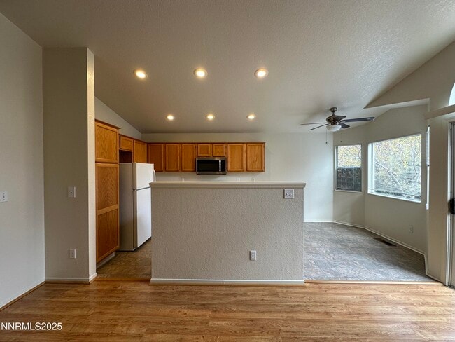 Building Photo - 6136 Greenbrook Dr