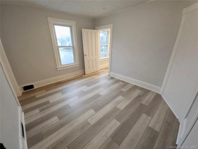 Building Photo - 303 Newtown Ave