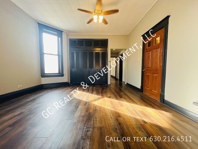 Building Photo - *** REST OF MARCH RENT FREE / 2ND FLOOR UN...